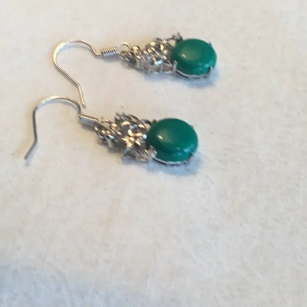 NWOT. Sterling Silver Malachite Type Earrings
